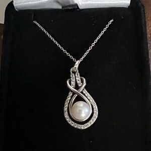 Pearl and diamond necklace